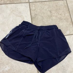 Lulu lemon size 4 running shorts with liners